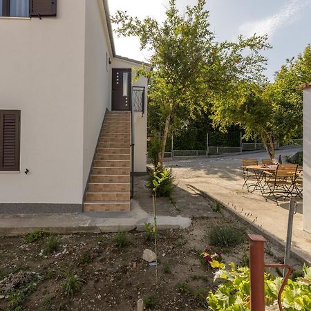 Apartment Lamaro Каштела Екстер'єр фото