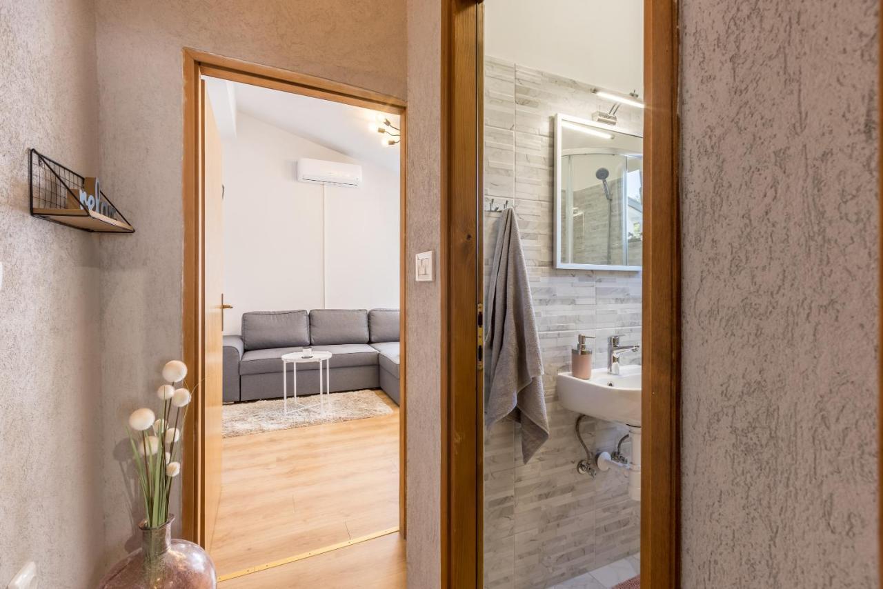 Apartment Lamaro Каштела Екстер'єр фото
